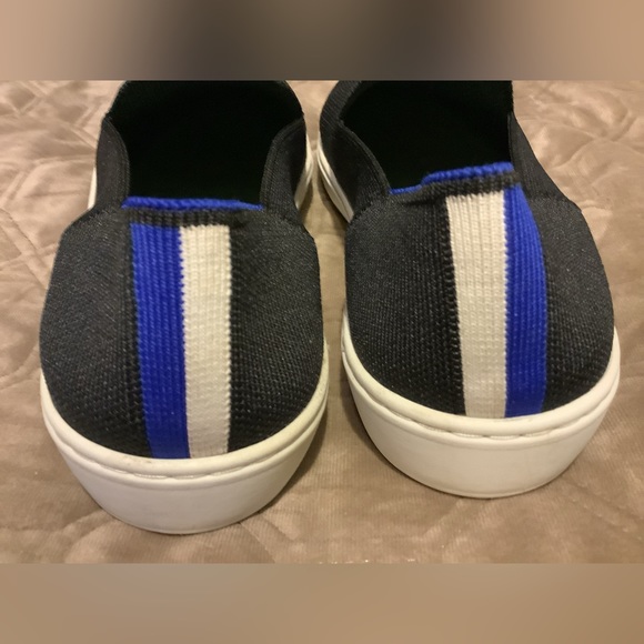 Rothys The Original Slip On Sneaker Size 10 - Picture 3 of 9